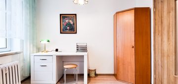 2 pokoje, parter, wyposażone i do zamieszkania