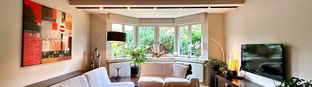 Uniszowice - dom z fotowoltaiką, ogrodem i garażem