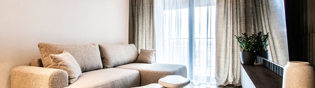 Mogilska | noho | 2 pok z widokiem | parking | eng