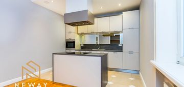 Stare miasto, apartament, 3 pok., balkon