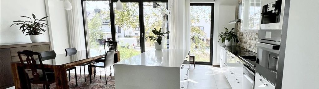 5 pokojowe, taras, ogród, 2 miejsca postojowe