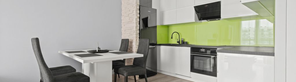 Od zaraz / dwupokojowe 44m / klimatyzacja / garaż