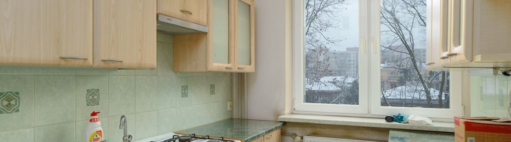 Metro wilanowska, 4 pokoje, dwustronne, do remontu