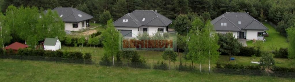 Dom w pięknej okolicy.