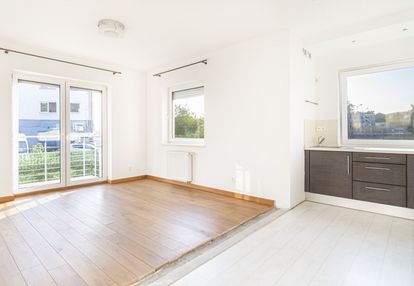 Apartament w nowoczesnej willi blisko morza