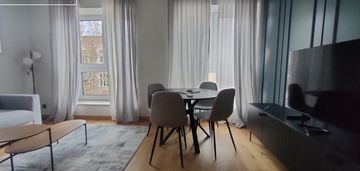 Przytulne mieszkanie, taras, obok molo