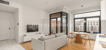 Apartament klasy premium z dużym balkonem