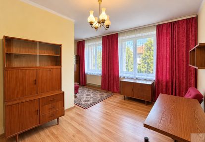 Mieszkanie na 1 piętrze blok kraszewskiego