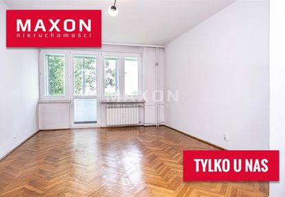 Narożne, jasne mieszkanie blisko metra.