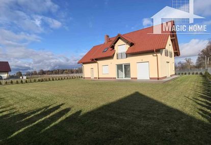 Nowy dom w pieszycach 250m2 1650000 zł.