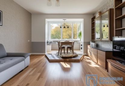 3 pok. | 52m2 | u;. bieńczycka, bieńczyce