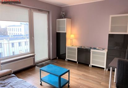 2 osobne pokoje , garaż