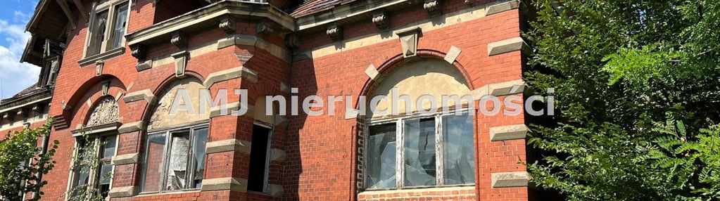 Przedwojenny dom typu willa w kątach wrocławskich