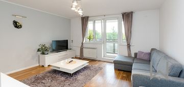 4 pokoje blisko skm, parking, balkon, duża piwnica