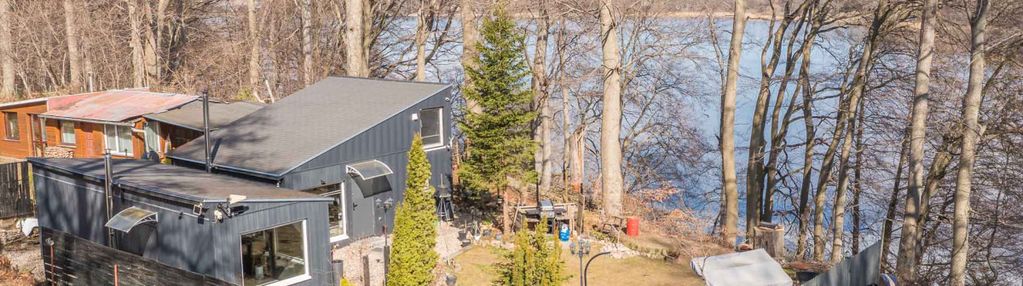 Działka nad jeziorem z malowniczym widokiem!