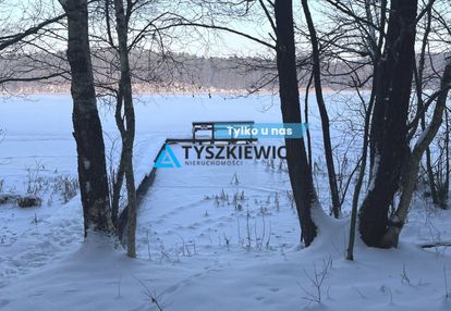 Wyjątkowa działka nad jeziorem przywłóczno.