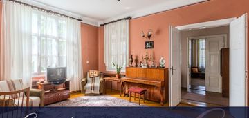 Wyjątkowy drewniany dom z duszą w centrum opatowa
