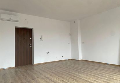 Świeżo wyremontowane 2-pokojowe w ścisłym centrum