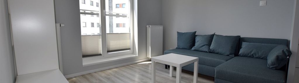 W cenie miejsce postojowe pod budynkiem. morenowa