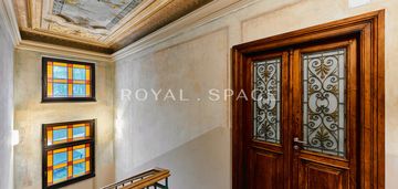 Apartament w zabytkowej kamienicy na asnyka!