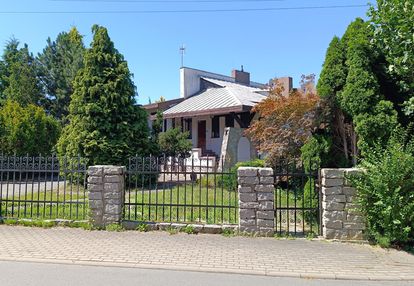 Oleśnica-lucień, 280 m2, działka 1104 m2