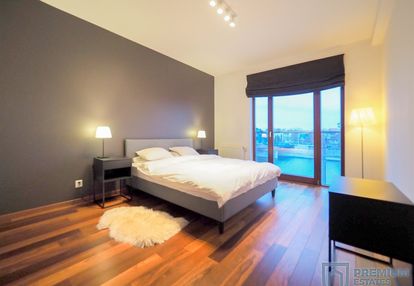 Luxury apartment with vistula river view | pl/eng