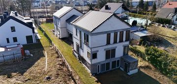 Dom w zabudowie bliźniaczej gdańsk osowa