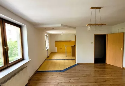 Świętosławska, 101 m2, 3 pokoje, 1 piętro
