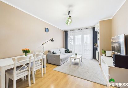 Przytulne 2 pokoje z oddzielną kuchnią