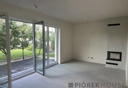 Dwupoziomowe mieszkanie w ząbkach