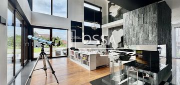Mosty i willa i 361m2 i widok na zatokę