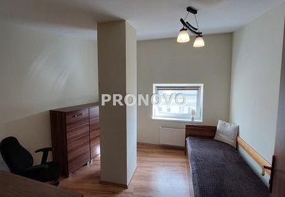 Pokój w w 4 pokojowym mieszkaniu wały chrobrego