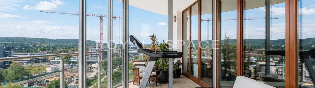 Apartament z przeszkleniami w tarasy verona