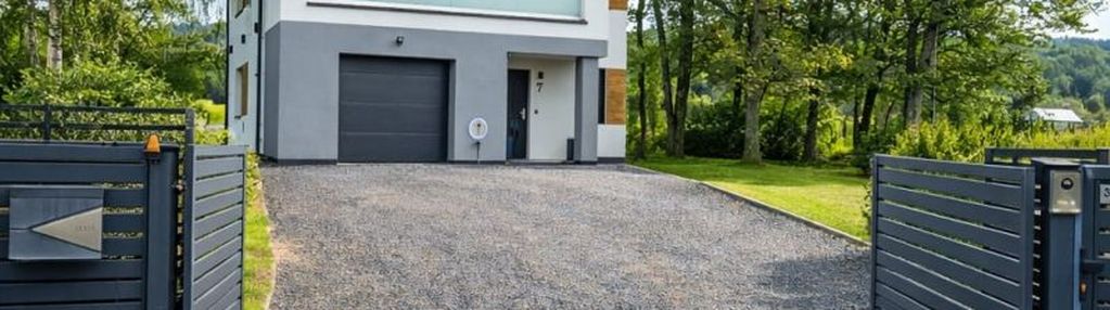 Dom z panoramicznym widokiem na góry