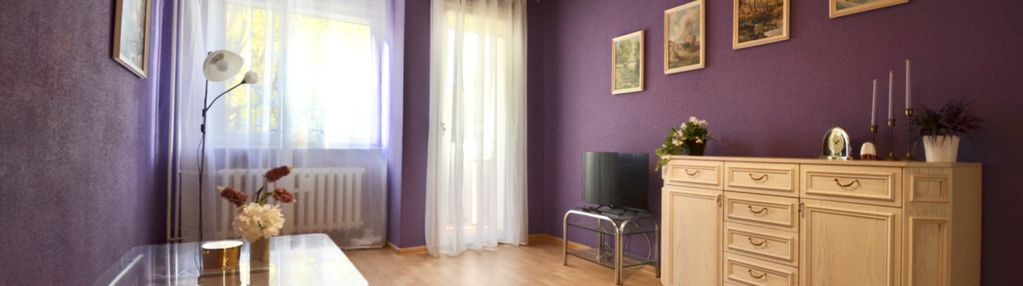 3 pokoje-centrum witomina-balkon-wysoki parter