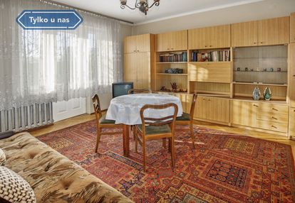 Myszków dom do remontu na dużej działce.