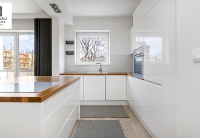 Dwa pokoje,  5 minut od dworca skm.