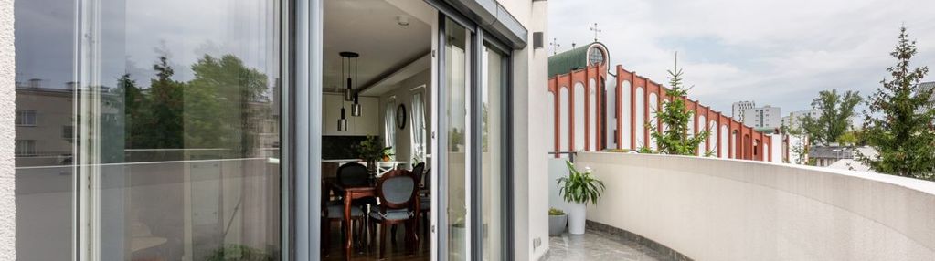 4 pokojowe mieszkanie w kameralnym apartamentowcu