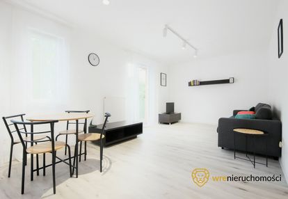 Duże i dwustronne | 2 pokoje + balkon | magnolia