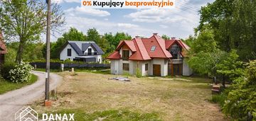 Przestronny 7 pokojowy dom na dużej działce
