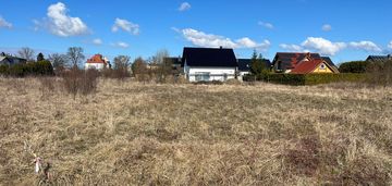 Działka budowlana z potencjałem - cedry wielkie