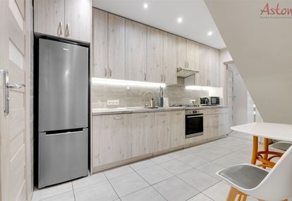 Dom na sprzedaż, 2 działki, strych