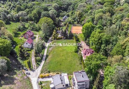 Działka przy ul. poniedziałkowy dół -zwierzyniec