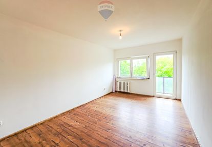 Kawalerka na bałutach z balkonem i windą