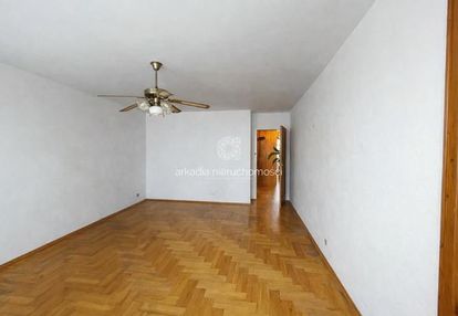 Przestronne 3 pok. z kuchnią,balkonem i piwnicą-centrum e.