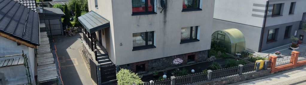 Dom z wyjątkową strefą relaksu, fotowoltaiką 10 kw