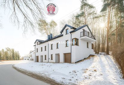 Wygodne domy pod lasem w podgórkach tynieckich.