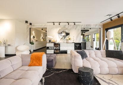 Willa z przestrzenią i ogrodem komfort na co dzień