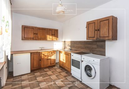 Dom z potencjałem! 6 pokoi! duża działka 1077 m2