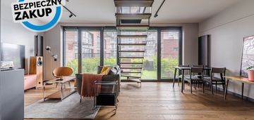 Dwupoziomowy apartament z ogrodem